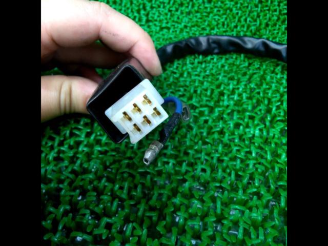 Unknown Manufacturer
Handle switch
Right and left