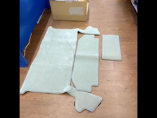 【HOT FIELD】アルファード/40系 セカンドラグマット+2列目通路マット+サードラグマット