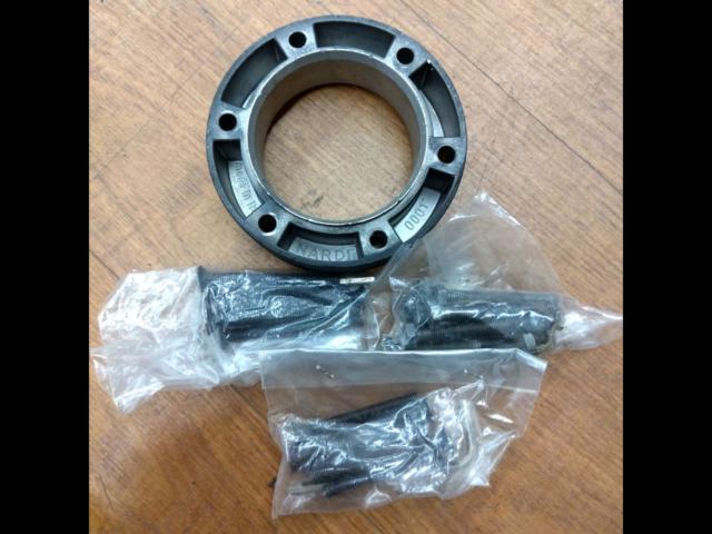 Large yellowing of the NARDI packaging.
Boss spacer