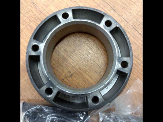 Large yellowing of the NARDI packaging.
Boss spacer