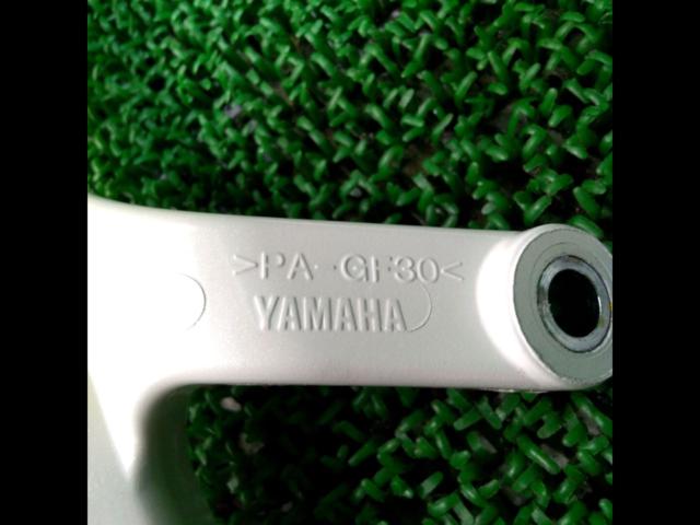 YAMAHA Majesty S/SG28J
Genuine tandem bar / grab bar
Right and left