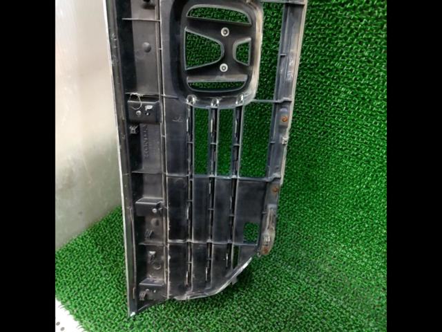 Honda Vamos/HM1
Late version
Genuine grill