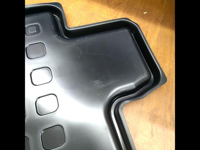 Toyota Land Cruiser Prado/150 Series
Genuine OP
Luggage tray