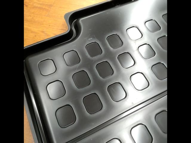 Toyota Land Cruiser Prado/150 Series
Genuine OP
Luggage tray