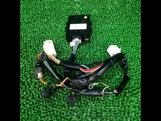 Toyota Murakami
08642-00030
Genuine optional reverse-linked mirror kit