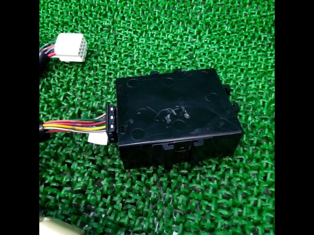 Toyota Murakami
08642-00030
Genuine optional reverse-linked mirror kit