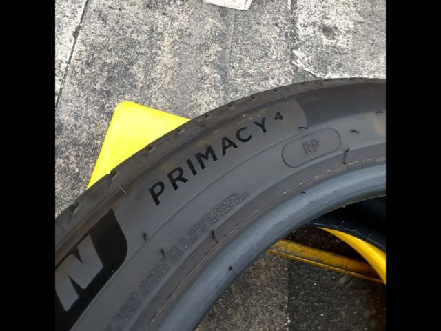 [1] tires MICHELIN
PRIMACY
Four