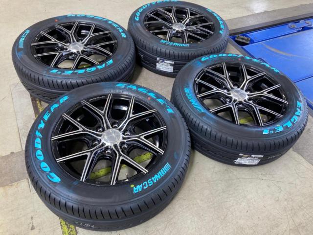 WALD
ILLIMA
I 11 -C
Black / polished
+
GOODYEAR
EAGLE
NASCAR
# 1