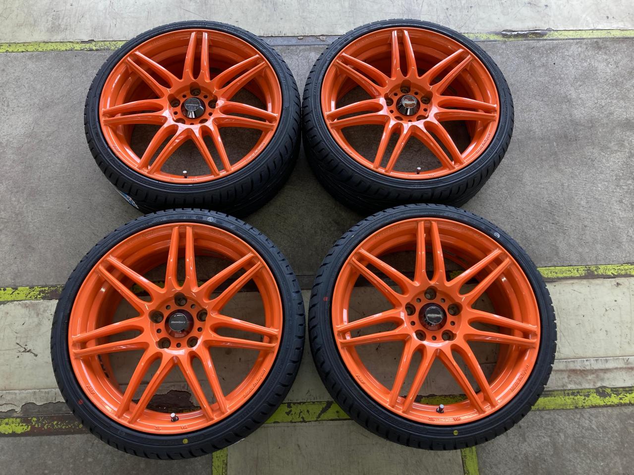 weds
WedsSport
SA-77R
Custom color orange
+
KENDA
KR 20