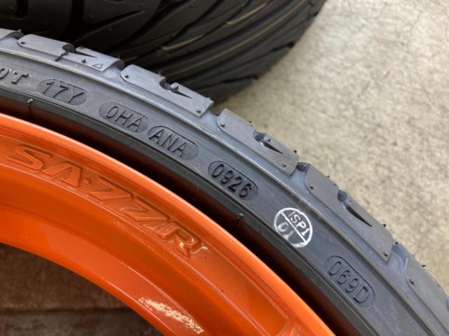 weds
WedsSport
SA-77R
Custom color orange
+
KENDA
KR 20