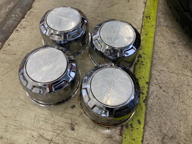 RADIANCE
Steel wheel
+
BRIDGESTONE
V600