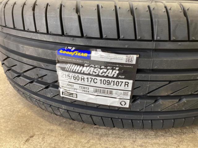 HAYASHI
RACING
Hayashi
Street
TYPE
STH
for
HIACE200
+
GOODYEAR
EAGLE
NASCAR
# 1