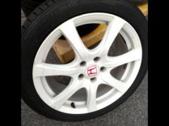 Honda
Civic
FD2
Type R
Original wheel