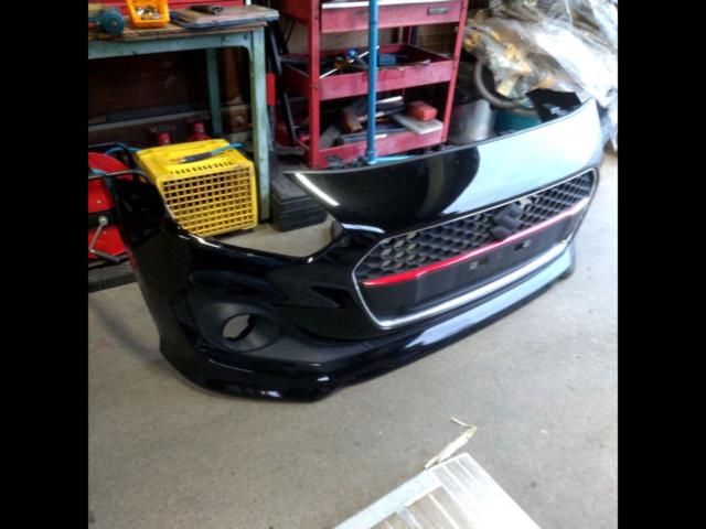 SUZUKI
Swift / ZC 83
RS
Genuine front bumper