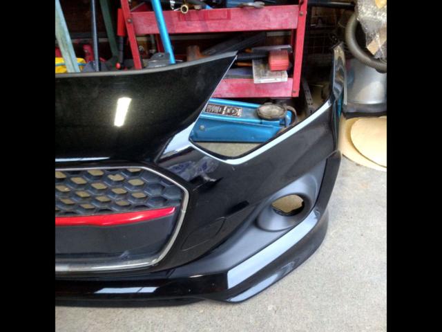 SUZUKI
Swift / ZC 83
RS
Genuine front bumper