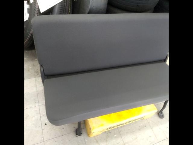 Toyota genuine rear seat
Hiace 200
Due to its large size (DX), this item cannot be shipped to private residences.