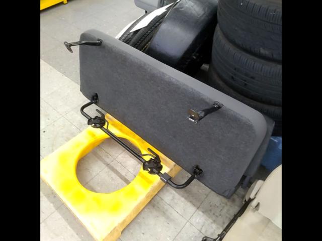 Toyota genuine rear seat
Hiace 200
Due to its large size (DX), this item cannot be shipped to private residences.
