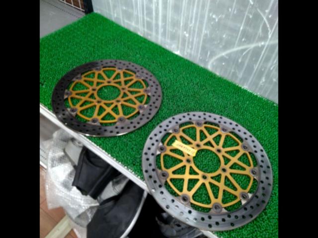 Brembo
Brake disk
208.9737.15