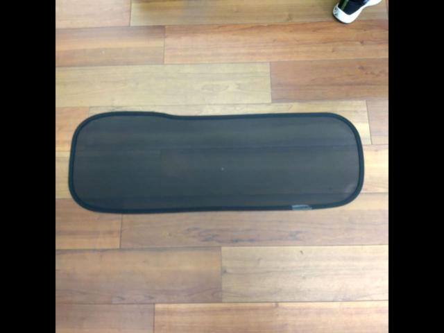 Unknown Manufacturer
Vehicle-specific sunshades
Suzuki Jimny JB74W