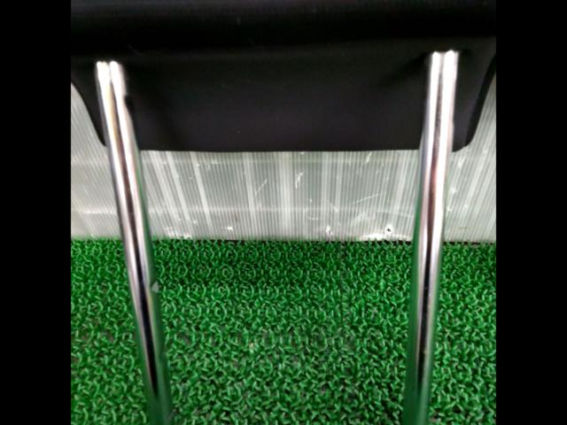 Suzuki genuine
Rear seat headrest