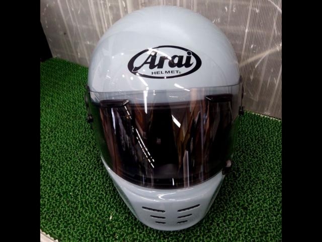 Size 57-58cm Arai
RAPIDE
NEO
Ice Blue
