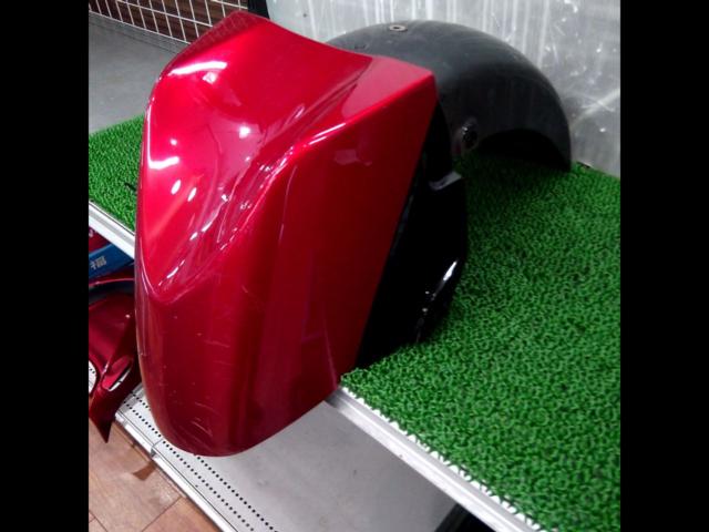 YAMAHA
T-MAX500
Genuine front fender