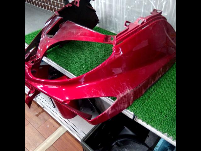 YAMAHA
T-MAX500
Front light cowl