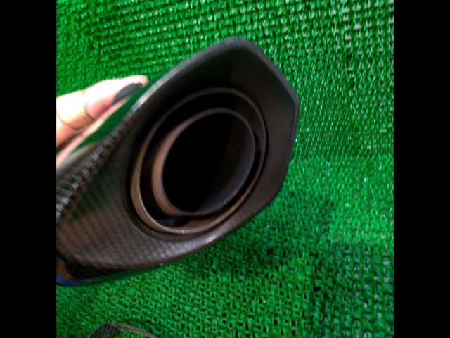 YAMAHA
YZF-R1
Genuine
Made from AKRAPOVIC
Slip-on silencer