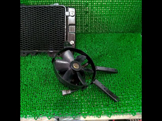 SUZUKI
Genuine radiator
GSX400F/GK74A