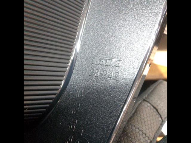 TOYOTA
Genuine tail lens
80 series Noah / late Voxy