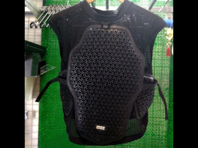 KOMINE
Chest protector
Enigma