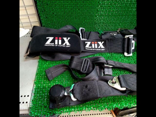 ZiiX ターンバックルタイプ4点式シートベルト