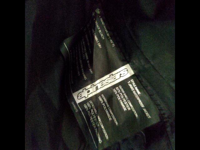 Size S Alpinestars
T-JAWS
WATERPROOF
Jacket