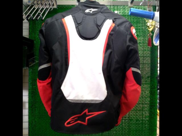 Size S Alpinestars
T-JAWS
WATERPROOF
Jacket