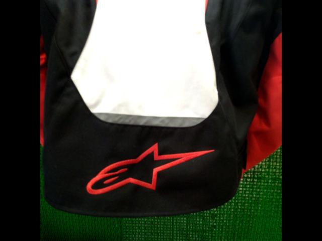 Size S Alpinestars
T-JAWS
WATERPROOF
Jacket