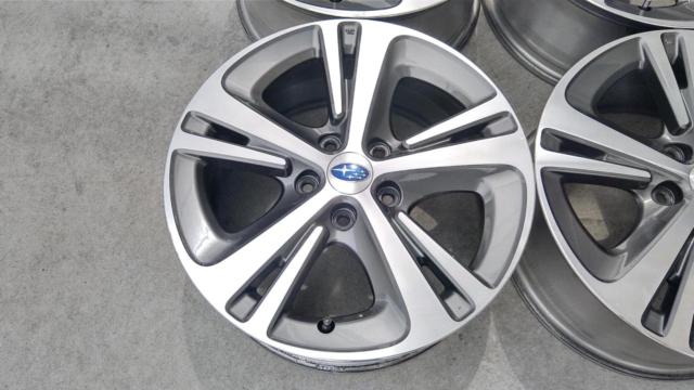 SUBARU (Subaru genuine)
Revu~ogu / VM system
SmartEdition genuine wheels