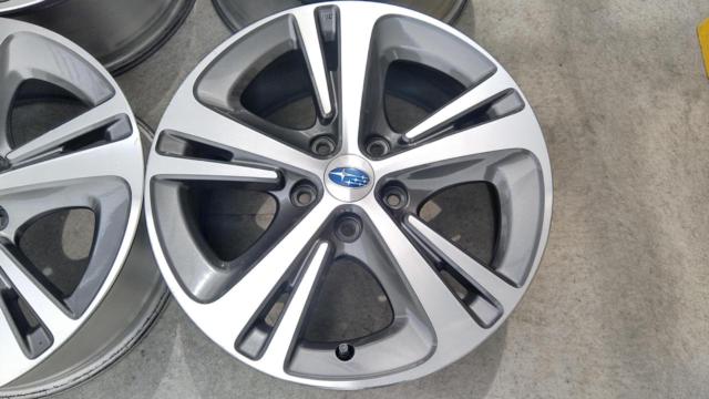SUBARU (Subaru genuine)
Revu~ogu / VM system
SmartEdition genuine wheels