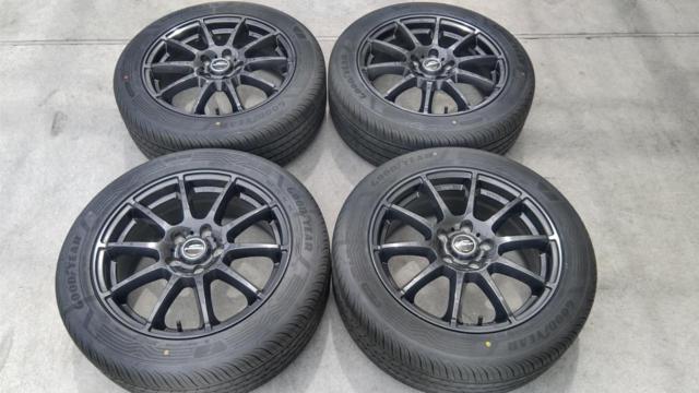  with unused tire  
A-TECH
SCHNEIDER
StaG
+
GOODYEAR
ASSURANCE
MAXGUARD