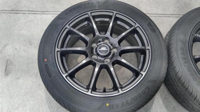  with unused tire  
A-TECH
SCHNEIDER
StaG
+
GOODYEAR
ASSURANCE
MAXGUARD
