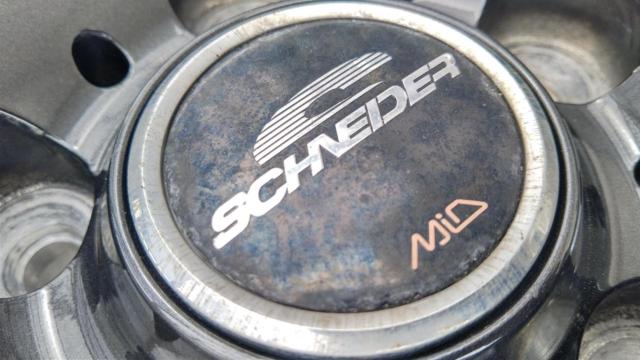  with unused tire  
A-TECH
SCHNEIDER
StaG
+
GOODYEAR
ASSURANCE
MAXGUARD