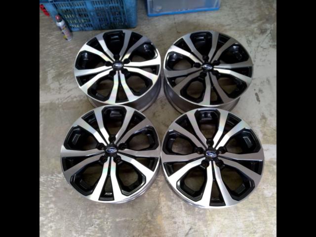 スバル フォレスター/SK9 プレミアムグレード純正アルミホイール