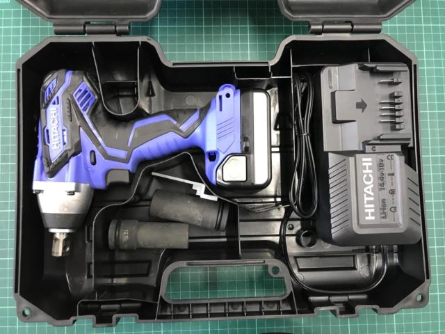 HITACHI FWR14DGL
Cordless impact wrench