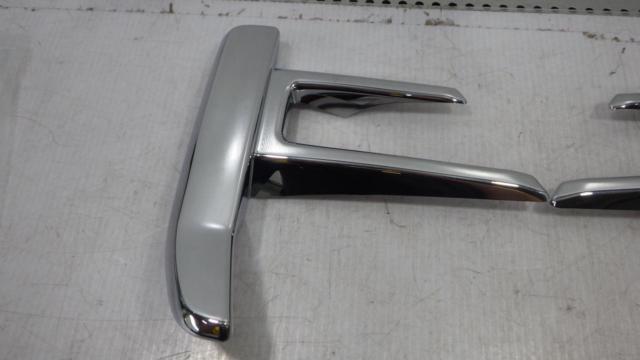 メーカー不明 メッキリアフォグカバーガーニッシュ【ライズ・ロッキー/A200系】