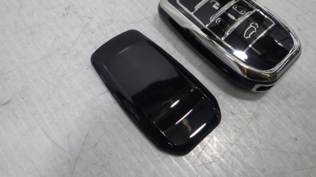 【メーカー不明】ソフトキーケース 90系ノア/ヴォクシー 