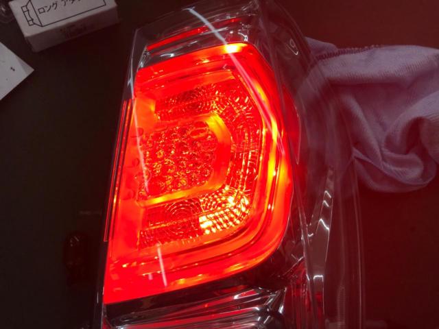 日産 デイズルークス/B21A 前期純正LEDテールレンズ 【運転席側のみ】