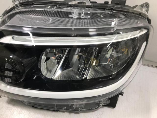 ダイハツ タント/LA650S・LA660S 純正LEDヘッドライト  【助手席側のみ】