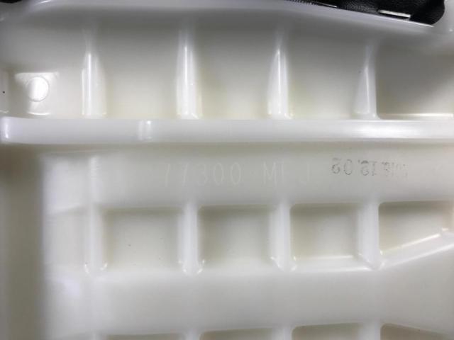 Honda
CBR600RR / PC40
Genuine tandem seat
77300-MFJ