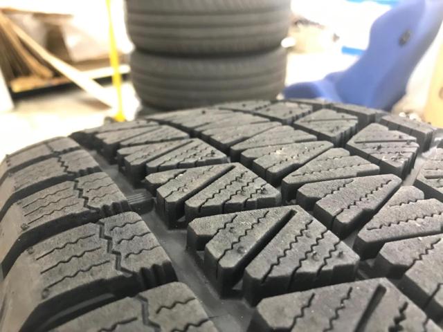 日産 エクストレイル/T33純正アルミホイール+BRIDESTONE BLIZZAK DM-V3