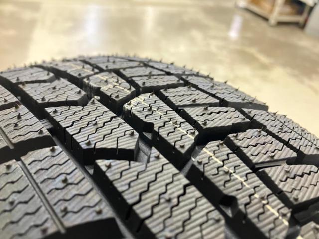 New tire/wheel set YellowHat
F-Direction
WF10
+
DUNLOP (Dunlop)
WINTER
MAXX
WM02