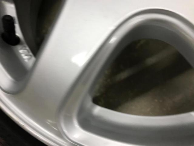 BRIDGESTONE (Bridgestone)
FEID (fade)
KD6
+
YOKOHAMA (Yokohama)
iceGUARD
iG70